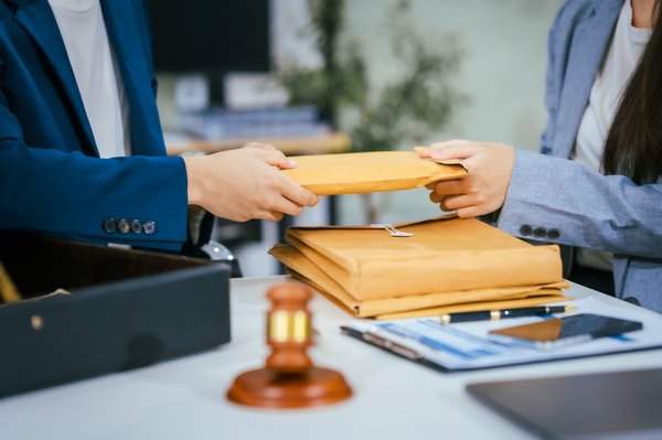 Pourquoi choisir un avocat à bordeaux pour vos besoins juridiques